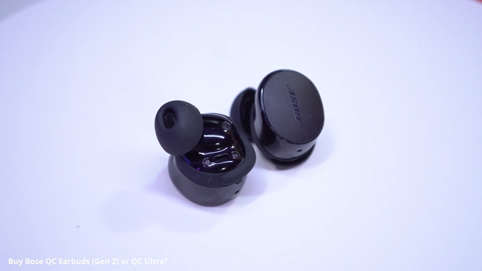 Airpods pro v bose qc35 sale